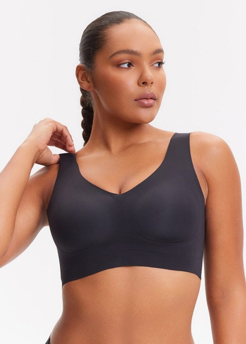 Soutien-gorge-sans-armatures-avec-bretelles-réglables
