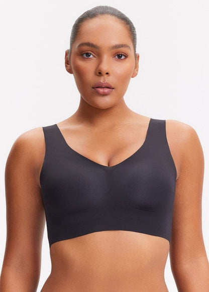 Soutien-gorge-sans-armatures-avec-bretelles-réglables
